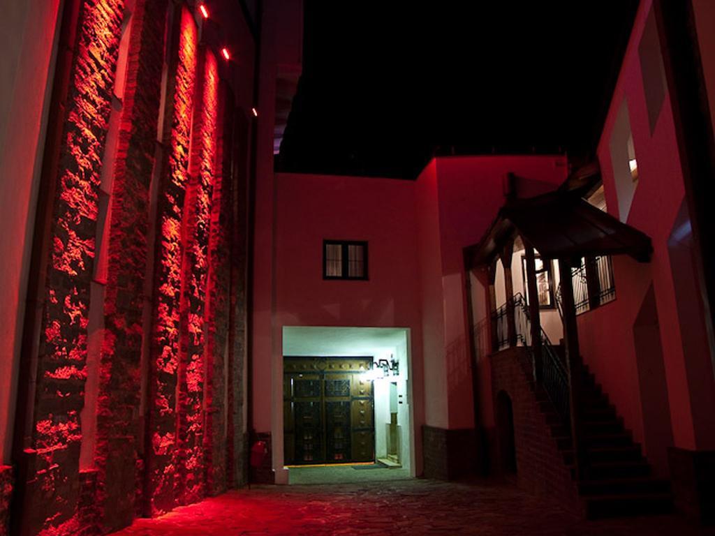 Hotel Castel Dracula П'ятра-Финтинеле Екстер'єр фото
