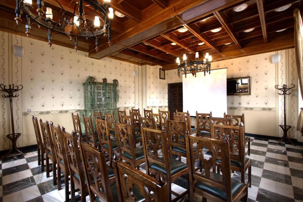 Hotel Castel Dracula П'ятра-Финтинеле Екстер'єр фото