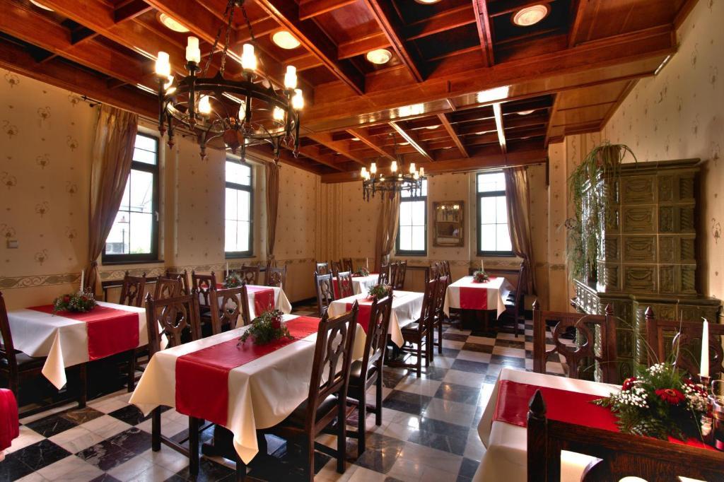 Hotel Castel Dracula П'ятра-Финтинеле Екстер'єр фото