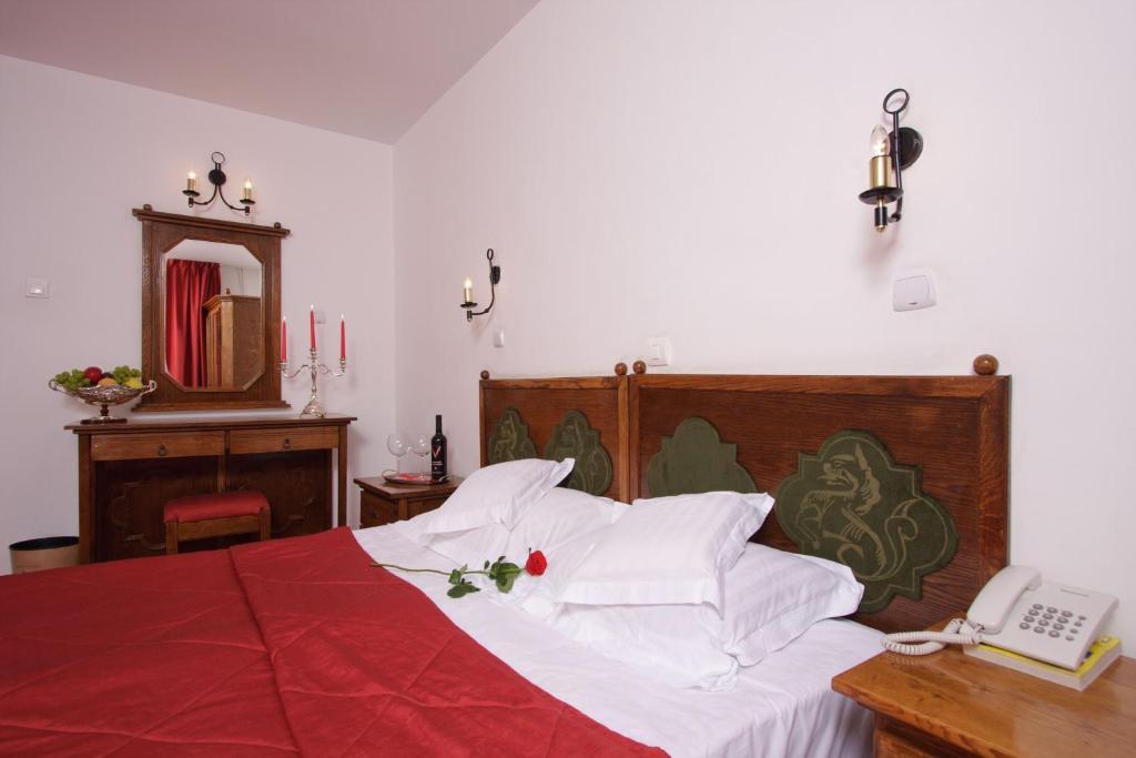 Hotel Castel Dracula П'ятра-Финтинеле Номер фото