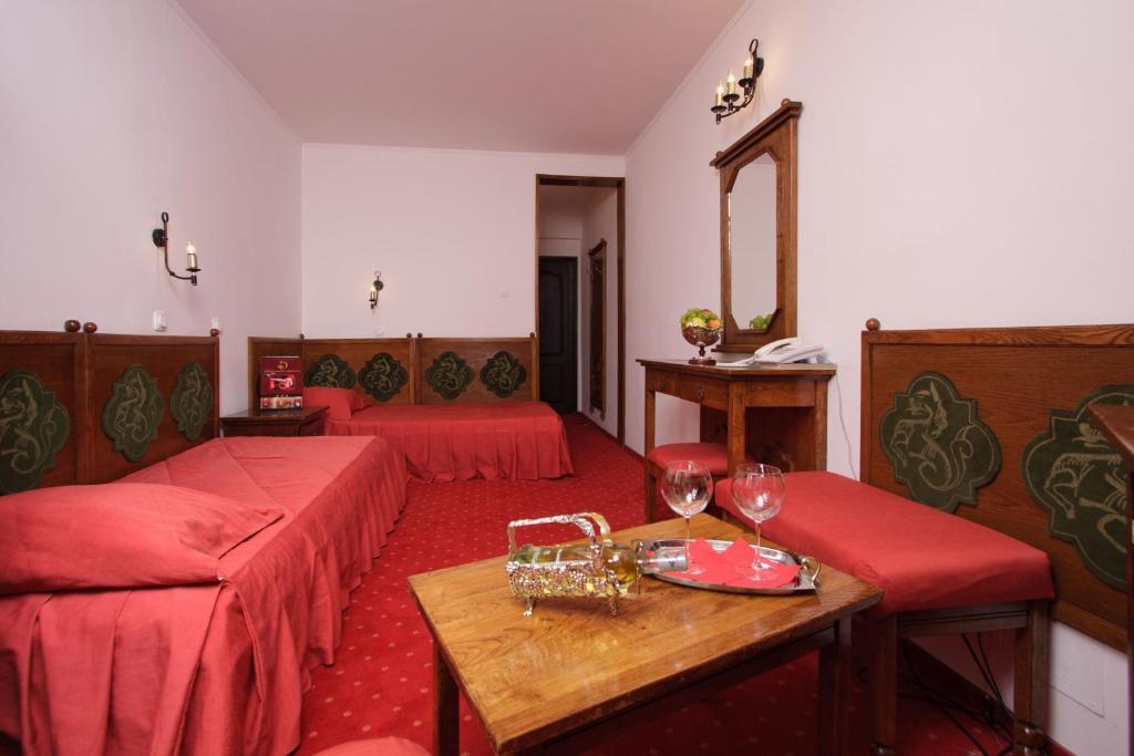 Hotel Castel Dracula П'ятра-Финтинеле Номер фото