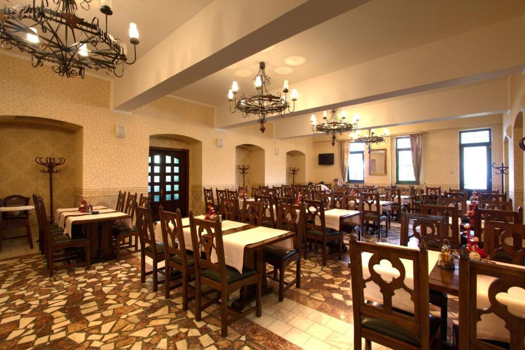 Hotel Castel Dracula П'ятра-Финтинеле Екстер'єр фото